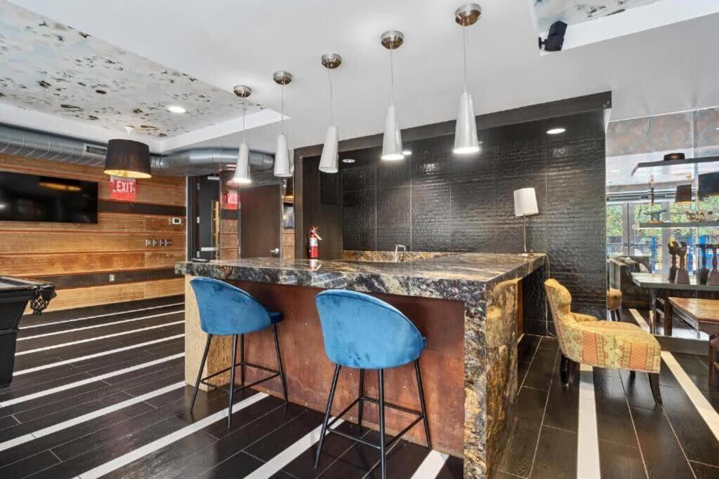 Cozysuites 2br Mill District With Pool, Gym #02 Apartment