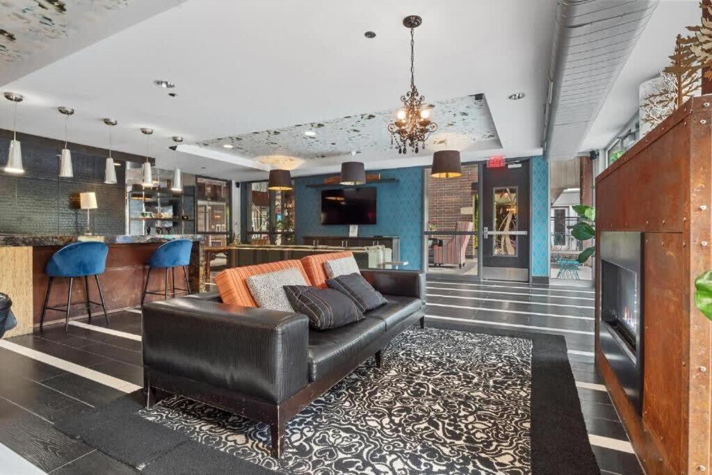 Apartment Cozysuites 2br Mill District With Pool, Gym #02