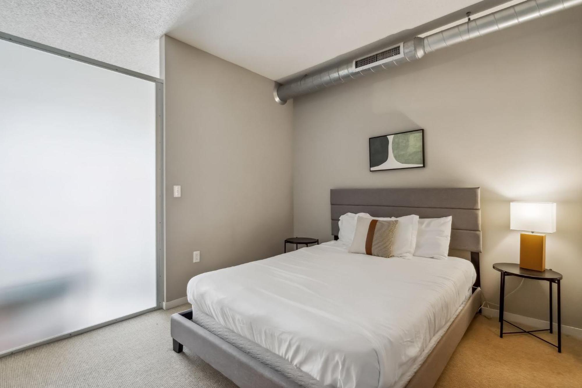 Apartment Cozysuites 2br Mill District With Pool, Gym #02 *